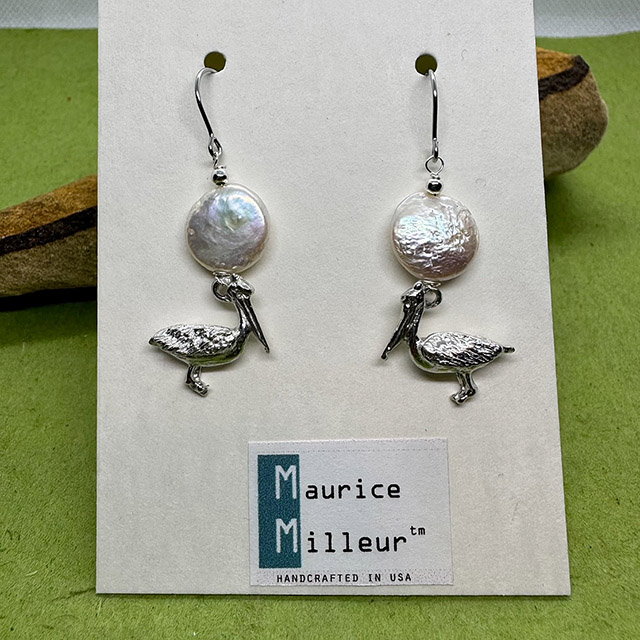 Pelican earrings with coin pearl