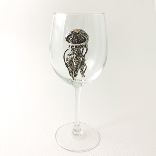white wine glass jellyfish