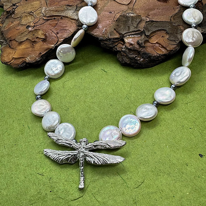 Dragonfly FW Coin Pearl Necklace