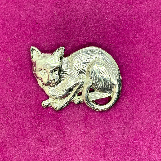 Crouching Cat Pin